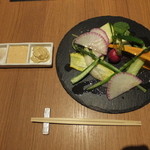 焼肉 矢澤 - 季節の生野菜盛り合わせ
