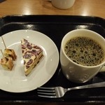 スターバックス・コーヒー - クランベリーブリスバーと試食用シュトーレン＆クリスマスブレンドTall