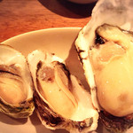 sake oyster BAR 石花 - ・オーストラリア  コフィンベイ
            ・福岡  みるく牡蠣
            ・広島  かき小町
            ※左から