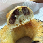 ベーカリー燈 - たっぷりの大納言あずきと黄栗の甘煮