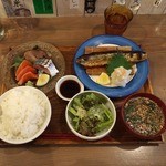 酒嚢飯袋 - 二品定食1,000円