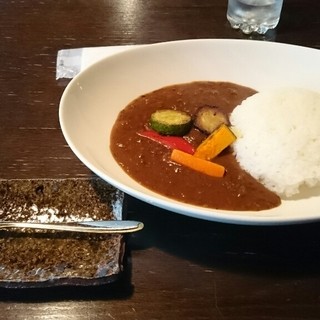 ラウンジ 山ぼうし_1