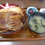 地魚料理　小松 - 「煮あなご丼」（はかりめ丼）セット全景