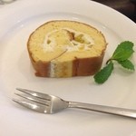 プリマベーラ - 栗のロールケーキ