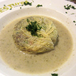 Le Mesturet - エスカルゴのキャベツ包み