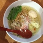 麺屋 翔 - 香彩鶏だし 特製塩らーめん(990円)