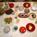 亀の井別荘 - 和食の朝食