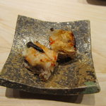 すし匠 - 牡丹海老の頭の殻焼き