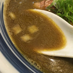 らー麺 山さわ - スープ