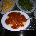 MATSUYAMA BASE DINER - ミートソーススパゲティ、フライドポテト、枝豆