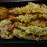天ぷら 新宿つな八 - 季節の海鮮天丼