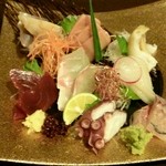 刺身盛り合わせ　1,500円