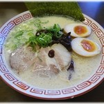 博多豚骨ラーメン 替玉食堂 - 