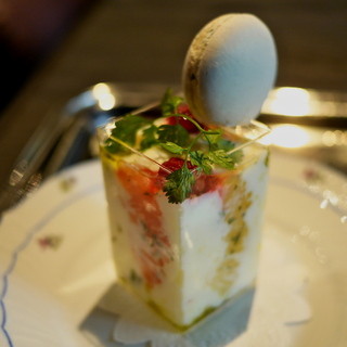 サロン・ド・テ オ・グルニエ・ドール_1