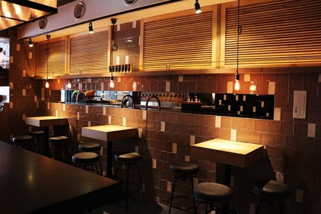 座席 Yona Yona Beer Works 神田店 よなよな ビアワークス 旧店名 よなよな ビアキッチン 神田 ビアホール ビアレストラン 食べログ 座席 Yona Yona Beer Works 神田店 よなよな ビアワークス 旧店名 よなよな ビアキッチン 神田 ビアホール ビアレストラン 食べログ
