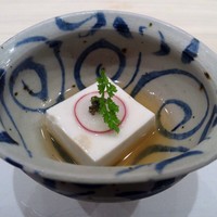 鮨 かず矢 - 峰岡豆腐　出汁の旨みが良いです