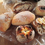 オーガニックパン工房　それいゆ - 写真ではお伝えすることができないのが残念ですが、
      小麦のとってもいい匂いだよ♪
       