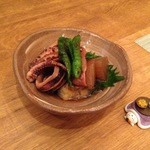 まつぼっくり - H.27.11.25.夜 いかと大根の旨煮 300円