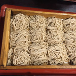 そば処 三津屋 - 定番の板蕎麦