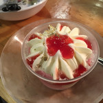 炭火焼肉ホルモン 徳臓 - 2015.11. チビのデザートにアイス♪