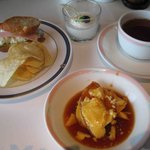 カフェレストラン カメリア - プリン、サンドイッチなど