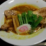イレブンスパイス まろ亭 - カリー麺チャーシュー増し