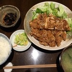 九段ごち屋 - 