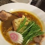 イレブンスパイス まろ亭 - パルメザンカリー麺
