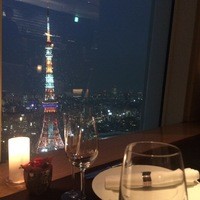 XEX ATAGO GREEN HILLS / Salvatore Cuomo Bros. - こんな夜景が楽しめます（雨だったけど）