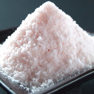 素材の味を引き出す志ん特製ブレンド塩