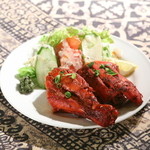 Tandoori chicken (1P)/Spicy chicken grilled in a stove (2P)