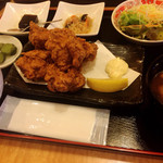 Fuuraibou - 鶏のから揚げ定食