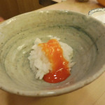 黄身だけの卵かけごはん