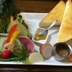 カフェ ナカクラ - 厚切りトースト（300円+ドリンク代）