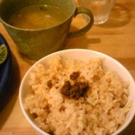 オモヤキッチン - 玄米ご飯とお味噌汁（野菜たっぷり）