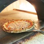 PIZZERIA&DINING PICO - 内観写真:専用石釜でいつでも焼きたてピッツァが楽しめます！