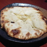 タンドールバル カマルプール - ゴルゴンゾーラクルチャ￥７５０