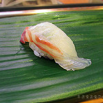 藪sou鮨・旬の魚 - 天然鯛をお塩で