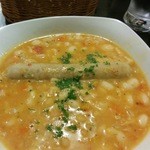 オルフィック バー - ソーセージと白インゲンの煮込み