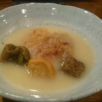 味人 - 海老芋と生麩の白味噌煮