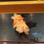 呉竹鮨 - 赤貝（？？？）