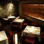 リストランテ イル コンティヌオ - ☆１階の右のテーブル席(*^^)v☆