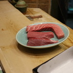 初音鮨 - 鮪きり分け