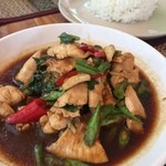 Nong Korn Restaurant - ガパオ