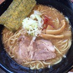 舎鈴 - 豚骨醤油ラーメン　中華そば　餃子　2015年11月