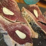 居酒屋 中洲 ANYWAY 三丁目の夕日 - カツオの塩タタキ