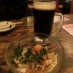 あぷちゃ - ふぐ湯引き580円、黒ビール、(税抜)。＜2015年11月＞