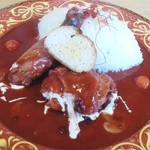 洋風食堂 アオキヤ - 赤いカレーは鶏手羽入り。辛さは選べます。