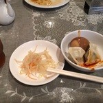 天府舫 - 食べ放題の水餃子と味付け玉子