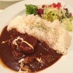 Toenthisebumparadaisukafe - 本日のランチ☆
                      
                      27ParadiceCafeのランチ☆
                      
                      はいからビーフシチューごはん大盛り☆
                      
                      濃厚で味わい深いビーフシチュー、ゴロっと大きいビーフが食べ応え満点です(๑╹∀╹๑)